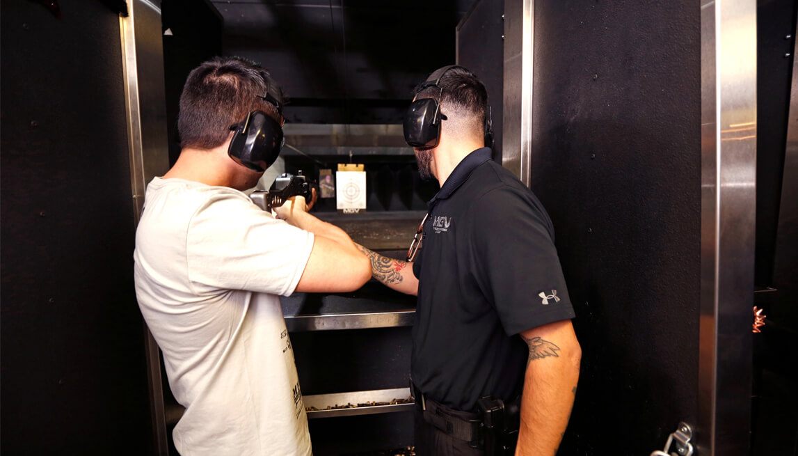 Shoot fully-automatic weapons at Machine Guns Vegas
